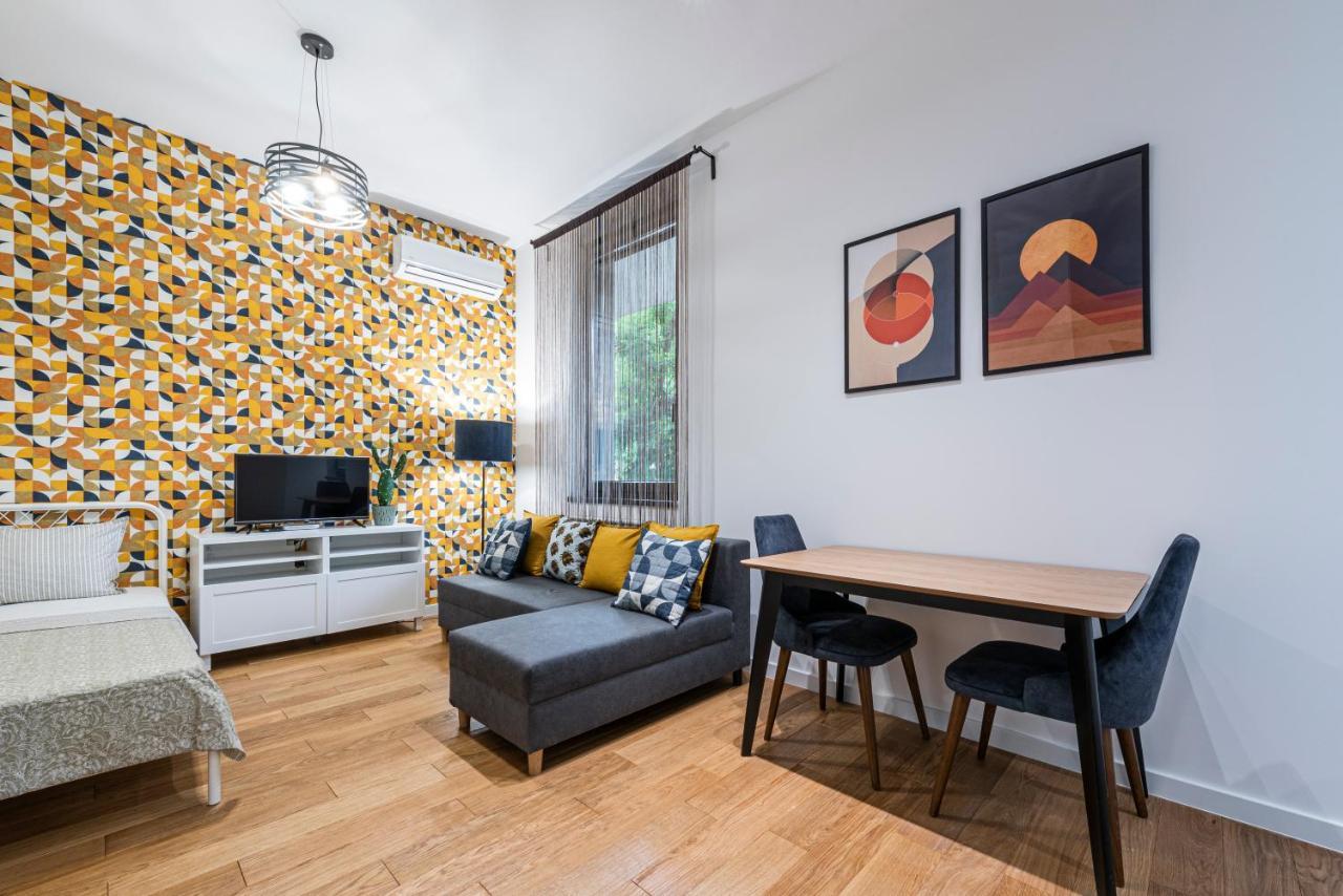 Vertigo Modern Studio-Free Private Parking-Fast Wi-Fi Novi Sad Exterior foto