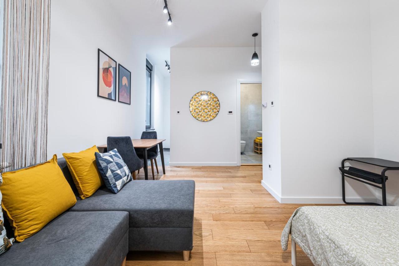 Vertigo Modern Studio-Free Private Parking-Fast Wi-Fi Novi Sad Exterior foto